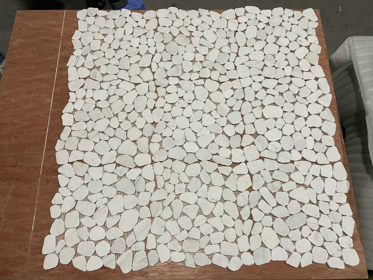 River Stone White 11.5 x 11.5